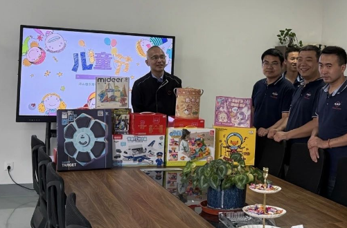 宝贝，希望你永远童心童趣童梦，儿童节快乐！